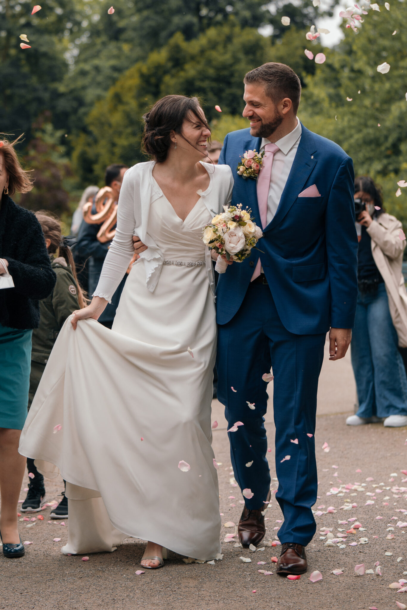73R03880-268 Hochzeitsfotos glückliches Hochzeitspaar