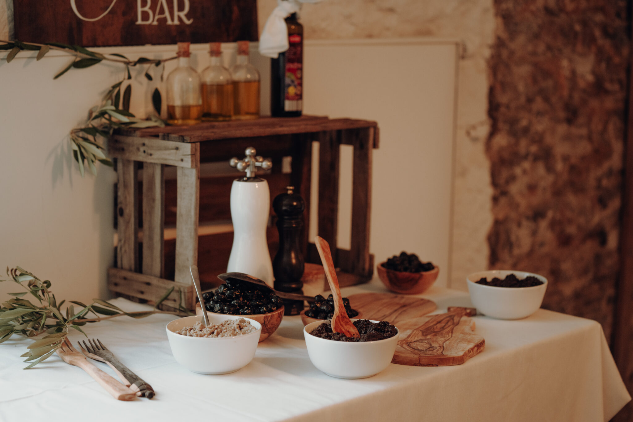 73R01712-2 Hochzeitsbuffet in der Location