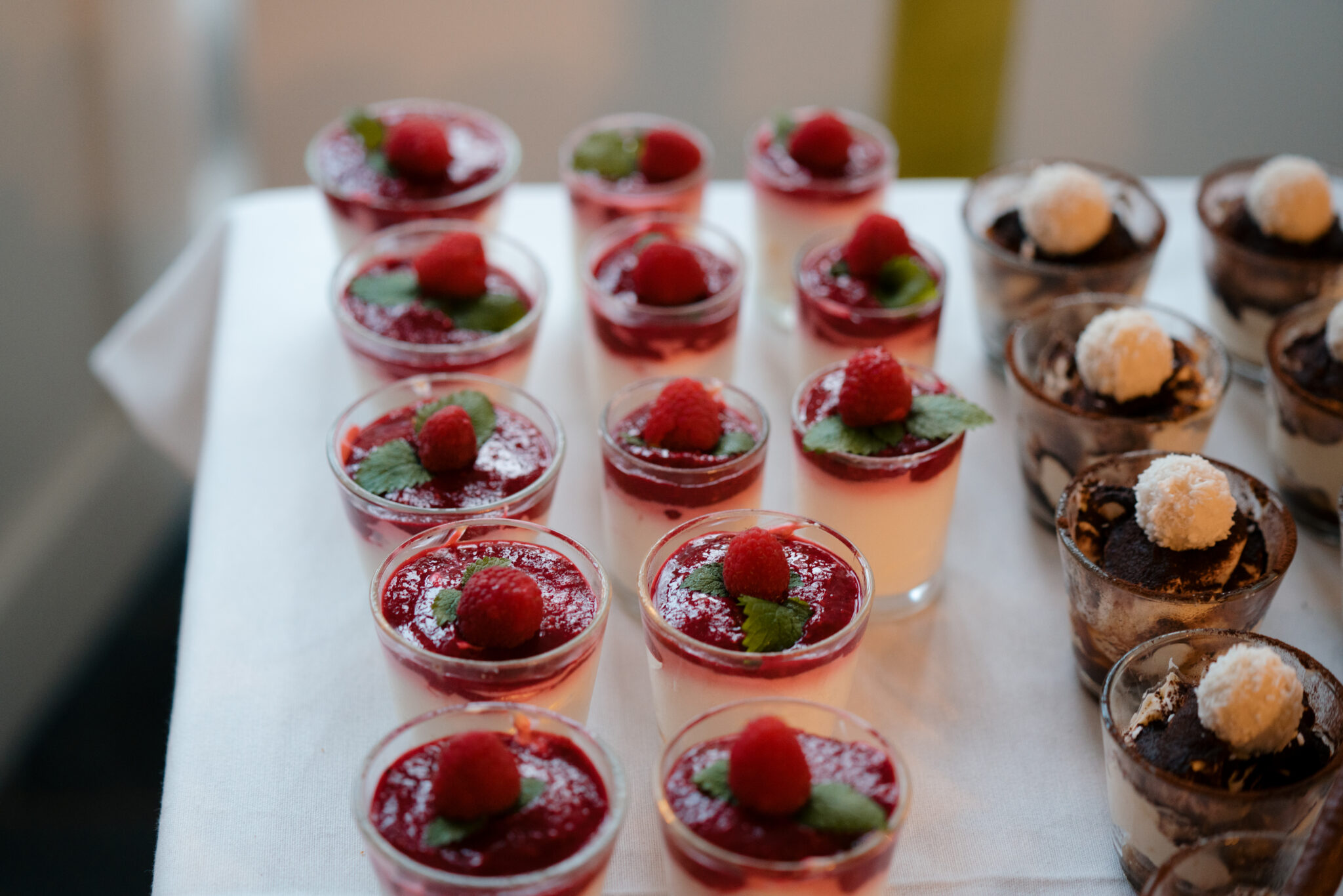 73R02046 Hochzeitsbuffet Dessert
