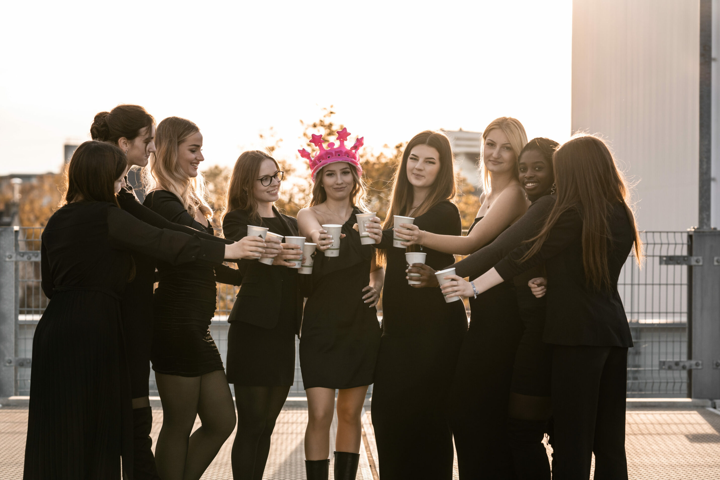 _74R5178-friends Fotoshooting für Freunde Gruppenbild
