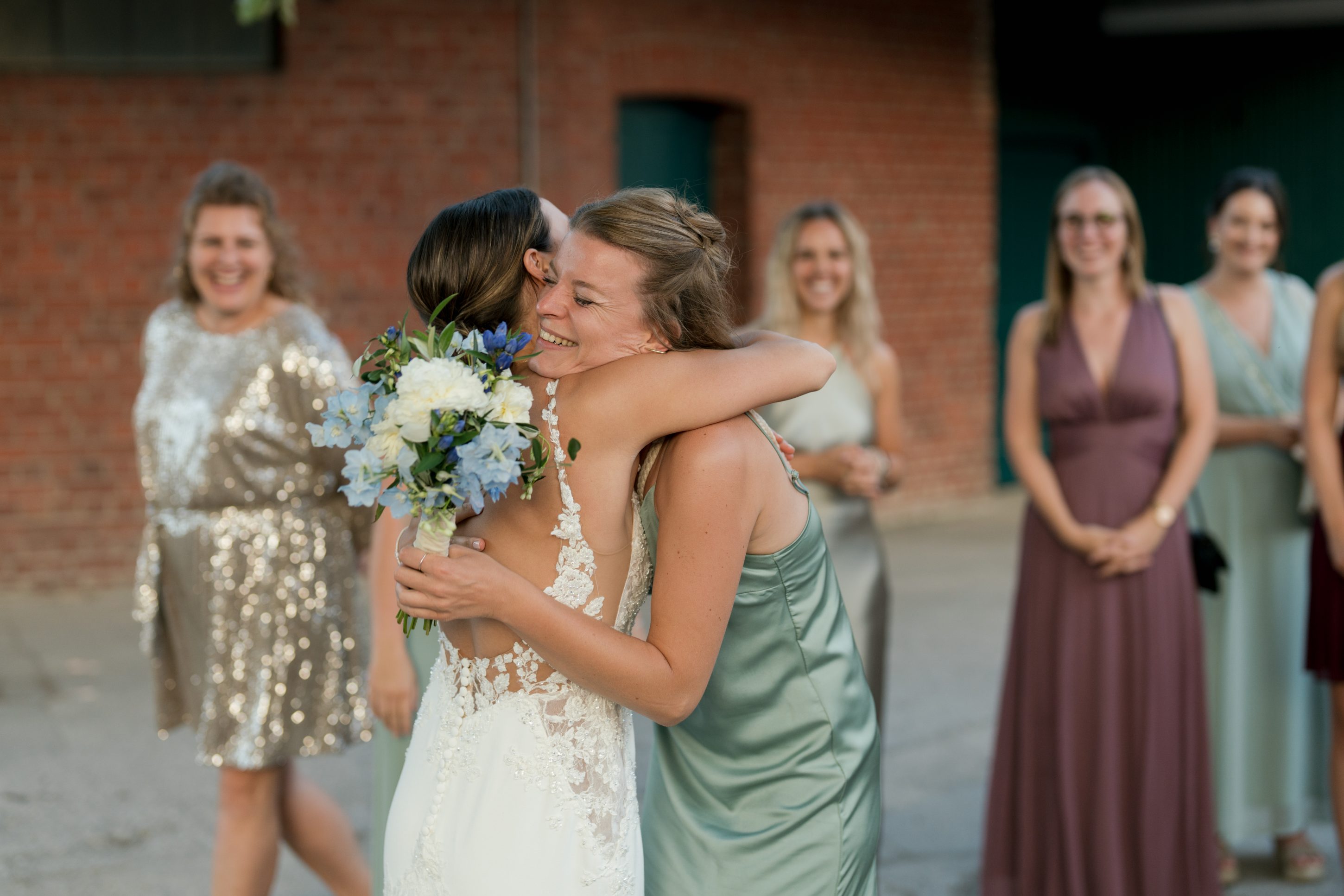 p_p_hochzeit_072023-_4R16817 Brautjungfern Brautstrauß